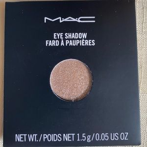 Mac eyeshadow